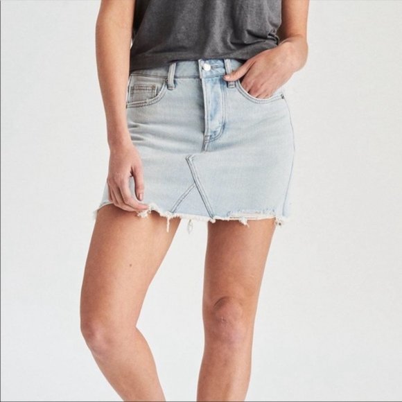 American Eagle Outfitters Dresses & Skirts - AMERICAN EAGLE Light Wash Distressed Denim Skirt